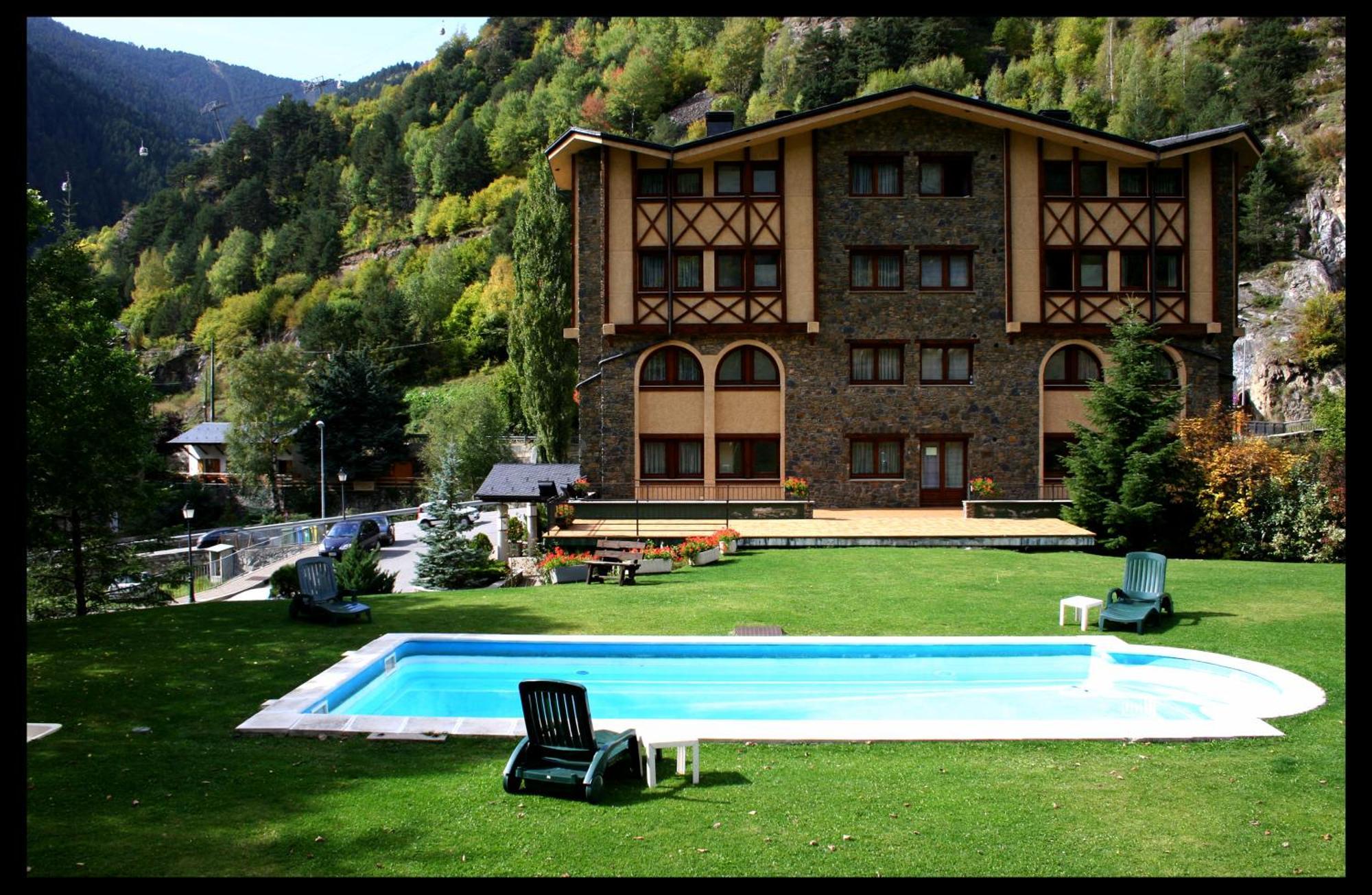 Hotel Xalet Verdu Arinsal Exterior photo